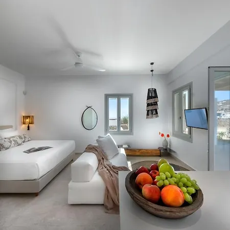 Frederica In Mykonos סופר פרדייז ביץ'