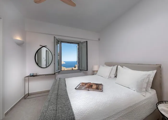 Frederica In Mykonos Super Paradise Beach (Mykonos)